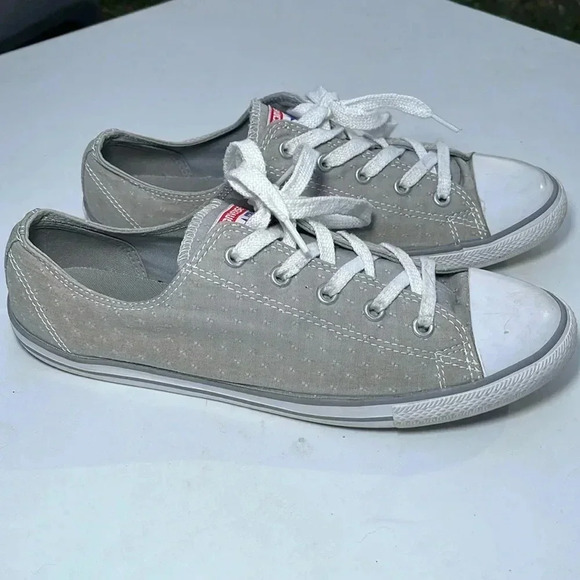 Conversr All Stars Pin Dot Chuck Taylors Light Gray - Picture 1 of 7